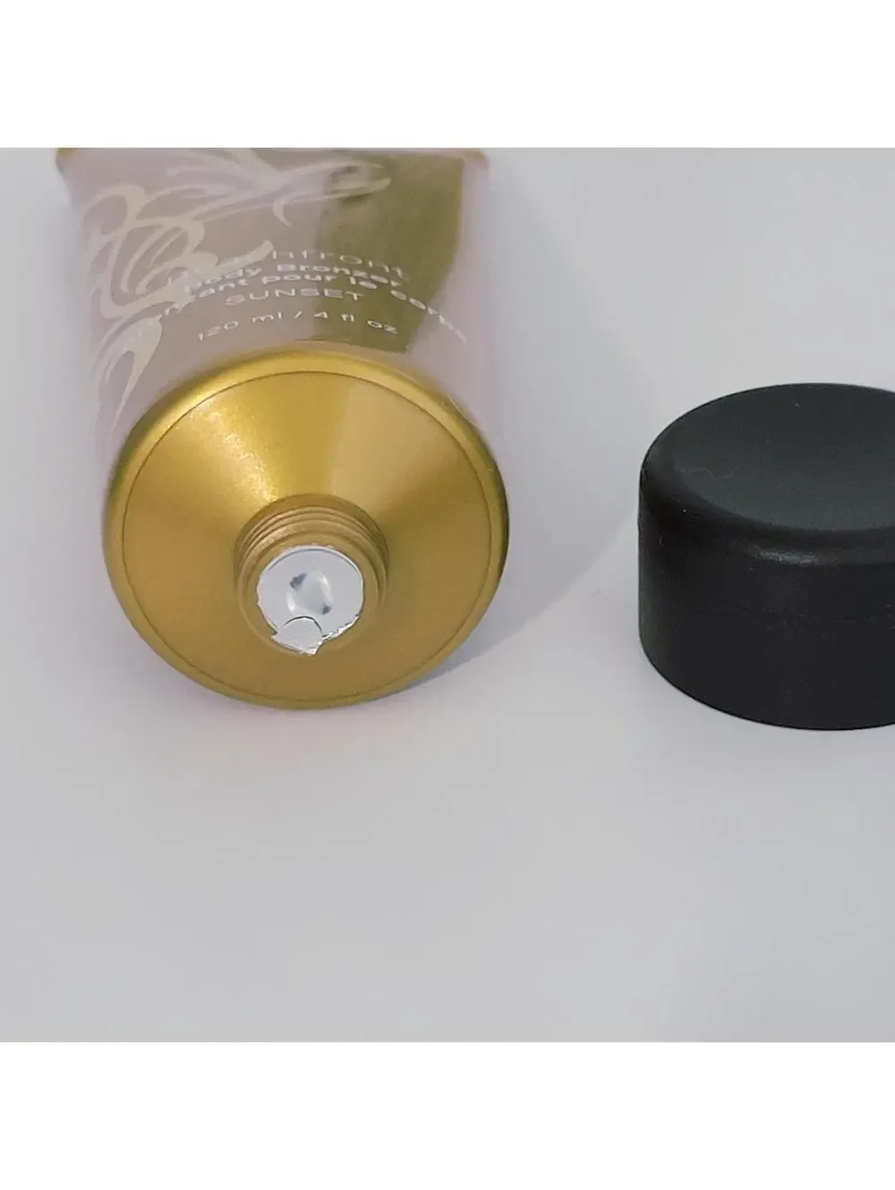 Younique Beachfront Body Bronzer - Sunset 120 ml / 4 fl oz